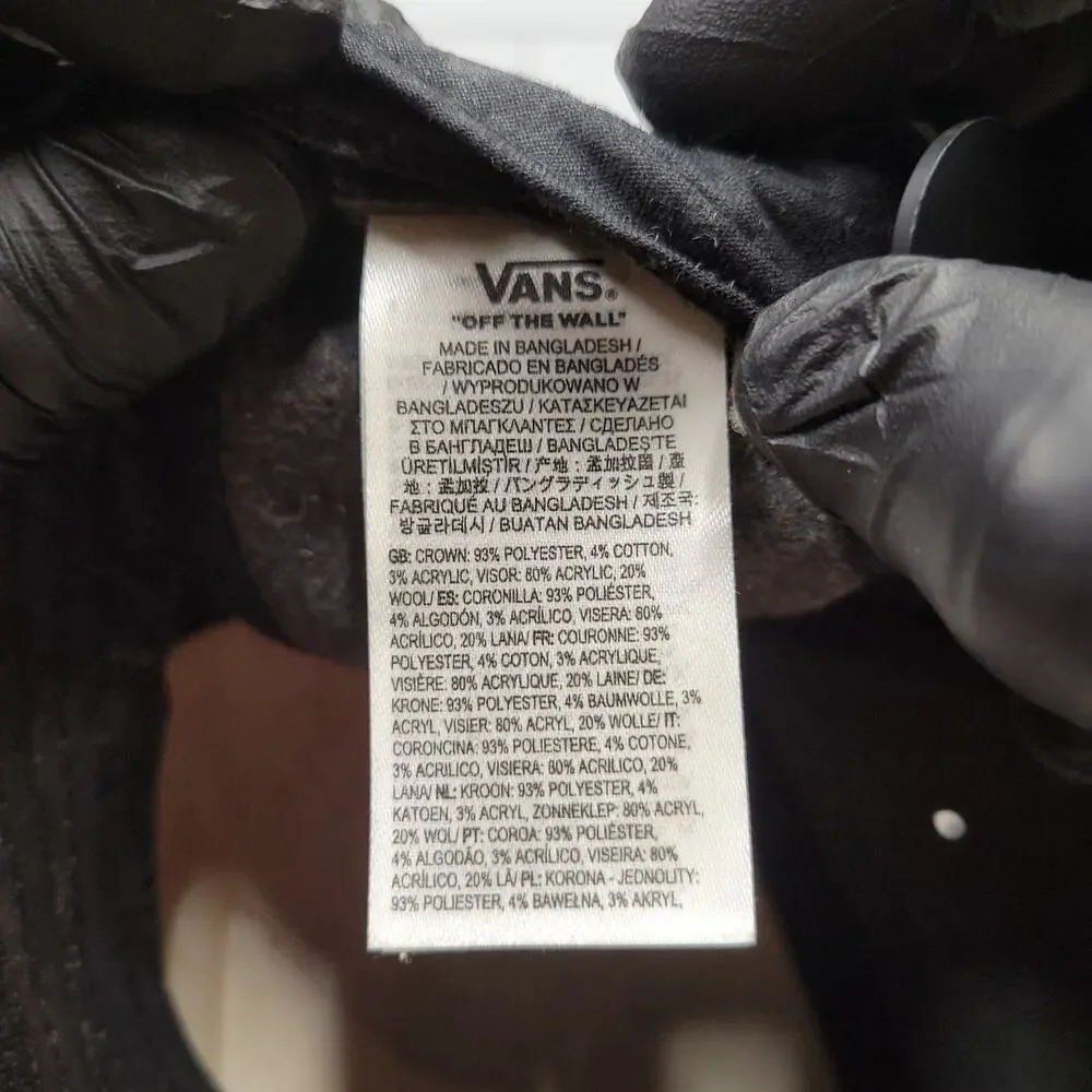 Vans Off The Wall Classic Patch Wool Blend Black Gray Snapback Hat Cap